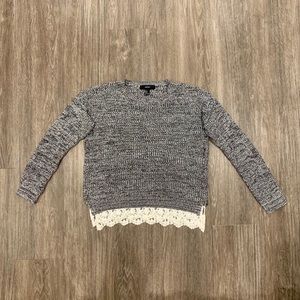 Forever 21 Black White Thick Sweater Lace Bottom